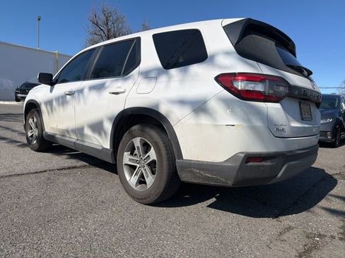 Used 2023 Honda Pilot EX-L image 5
