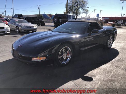Used 2004 Chevrolet Corvette Convertible w/ Preferred Equipment Group image 4