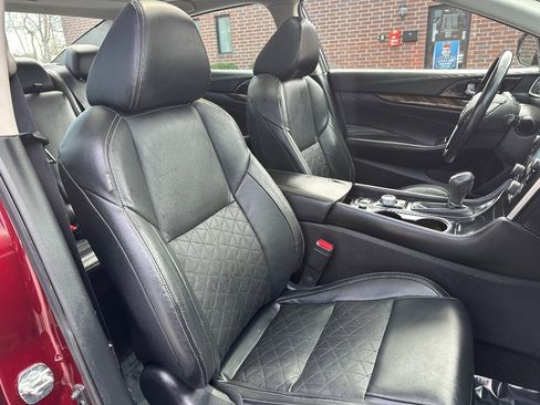 Used 2018 Nissan Maxima Platinum w/ Interior Lighting Package image 24