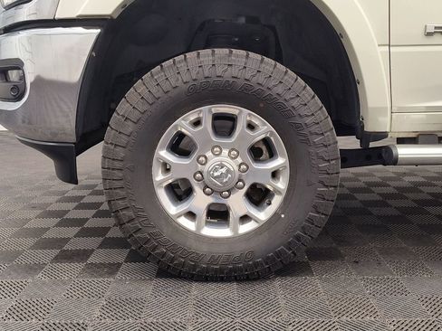 Used 2022 RAM 2500 Laramie AWD/4WD image 11