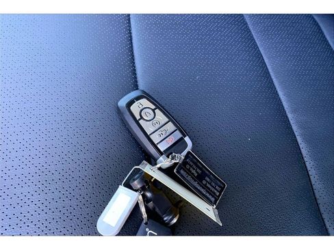 Used 2026 Ford F450 Lariat AWD/4WD image 14