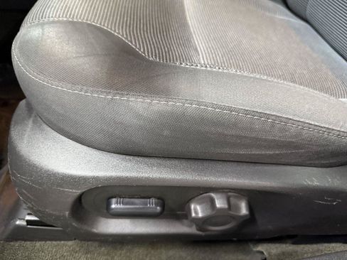 Used 2014 Ford Taurus SEL w/ Equipment Group 201A FWD image 12