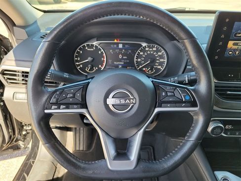 Used 2023 Nissan Altima 2.5 SL image 21