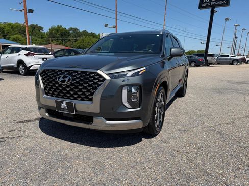 Used 2022 Hyundai Palisade Calligraphy w/ Cargo Package FWD image 10