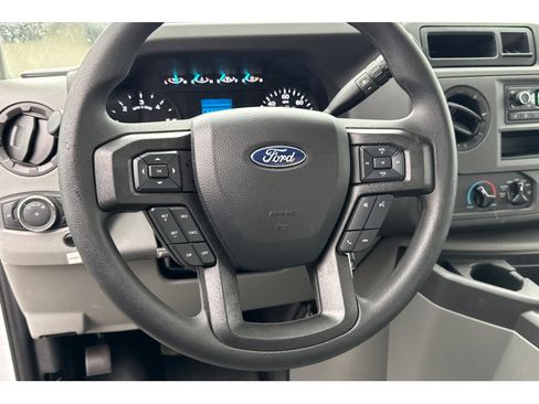 New 2024 Ford E-450 and Econoline 450 Super Duty w/ Power Windows & Locks Group image 10