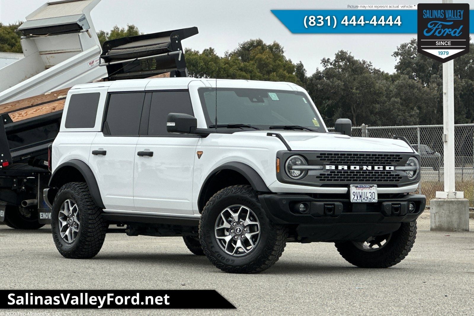 Used 2025 Ford Bronco Badlands AWD/4WD image 1