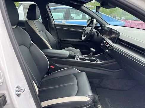 Certified 2025 Kia K5 GT-Line w/ GT-Line Premium Package AWD/4WD image 10