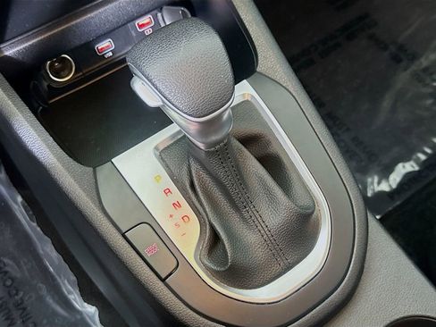 Used 2024 Kia Forte LXS image 29