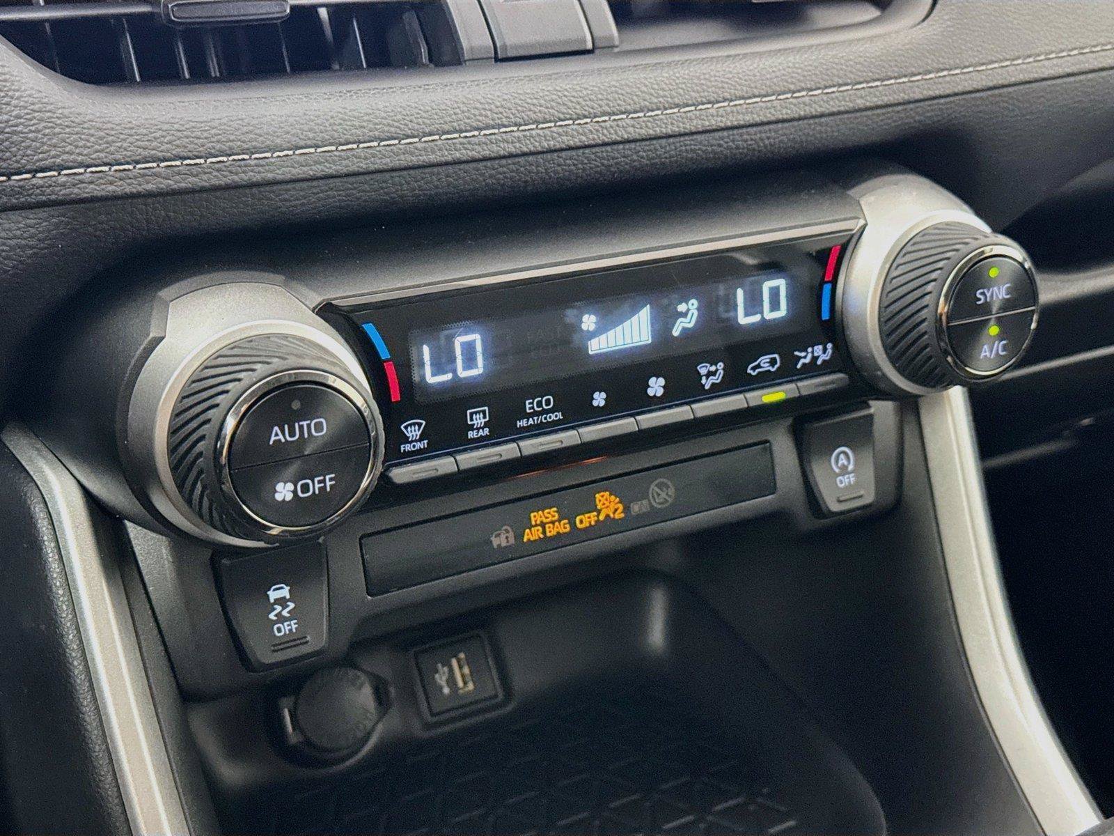 Certified 2025 Toyota RAV4 XLE AWD/4WD image 24