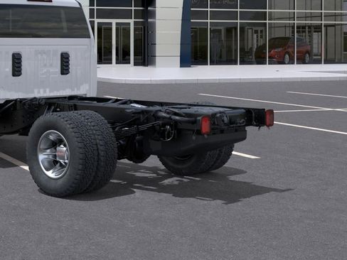 New 2026 GMC Sierra 3500 Pro w/ Convenience Package image 14