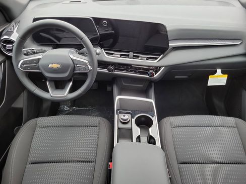 New 2026 Chevrolet Equinox LT w/ Safety and Technology Package image 14