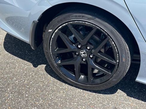 Used 2024 Honda Civic Sport image 27