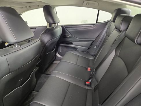 Certified 2025 Lexus ES 300h F Sport image 17