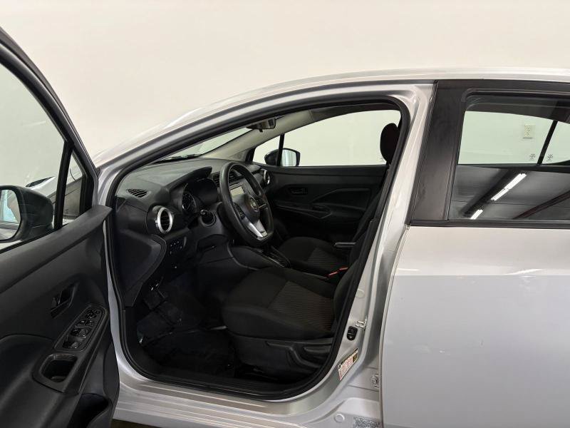Used 2021 Nissan Versa S FWD image 7