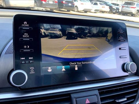 Used 2018 Honda Accord Sport image 26