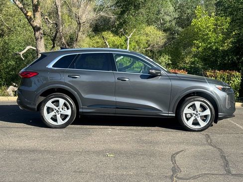 Certified 2025 Audi Q5 Premium w/ Premium Plus AWD/4WD image 4