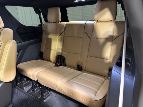 Used 2025 Cadillac Escalade Premium Luxury w/ Touring Package image 13