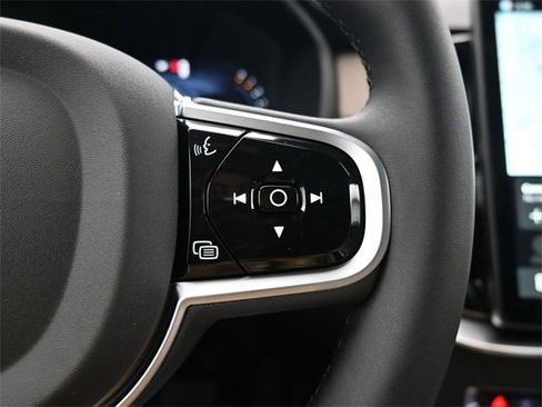 New 2026 Volvo XC90 B6 Ultra image 25