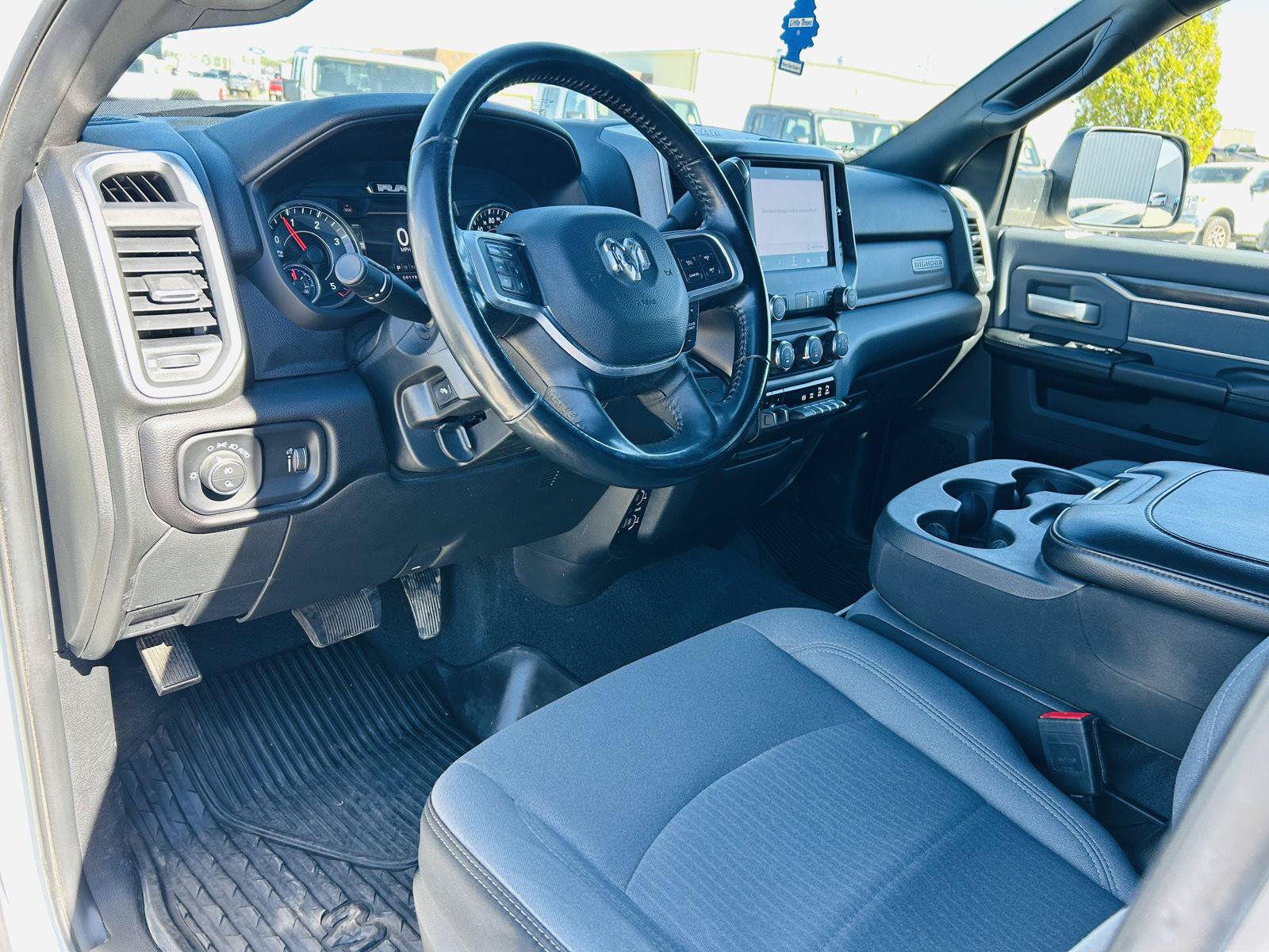 Used 2022 RAM 2500 Big Horn w/ Level A Equipment Group AWD/4WD image 9