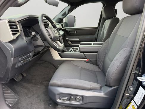 Used 2026 Toyota Tundra SR5 AWD/4WD image 16