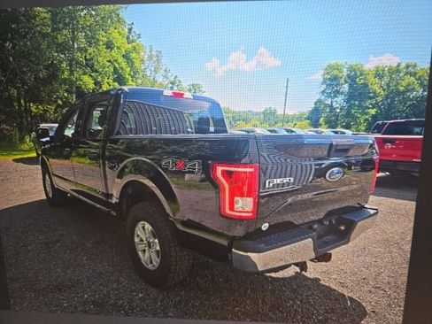 Used 2017 Ford F150 XLT AWD/4WD image 2