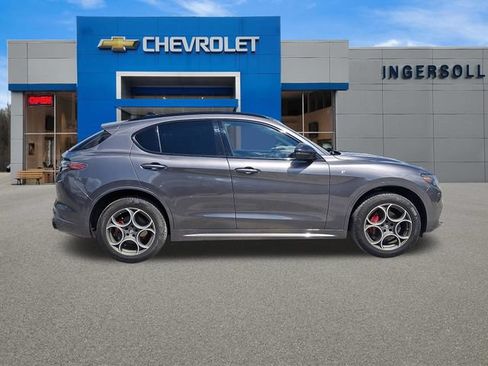 Used 2024 Alfa Romeo Stelvio Ti AWD/4WD image 25