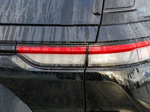 New 2026 Jeep Grand Cherokee Altitude image 10