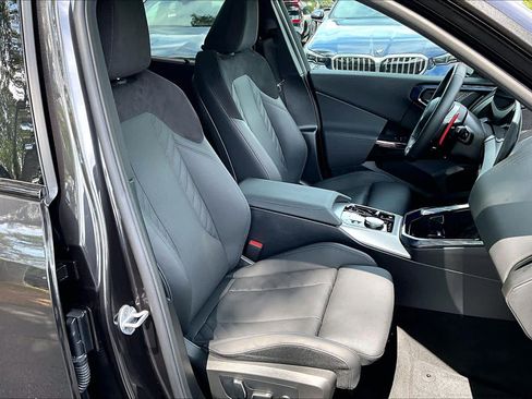 Certified 2025 BMW X3 M50 w/ Premium Package image 9