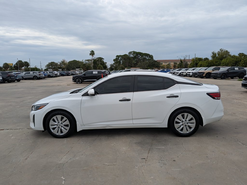 Used 2024 Nissan Sentra S FWD image 5