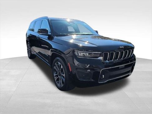 Certified 2022 Jeep Grand Cherokee L Overland AWD/4WD image 8