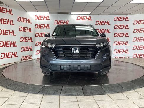 Used 2024 Honda CR-V EX image 2