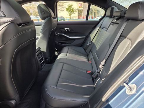 Used 2025 BMW 330i Sedan RWD image 13