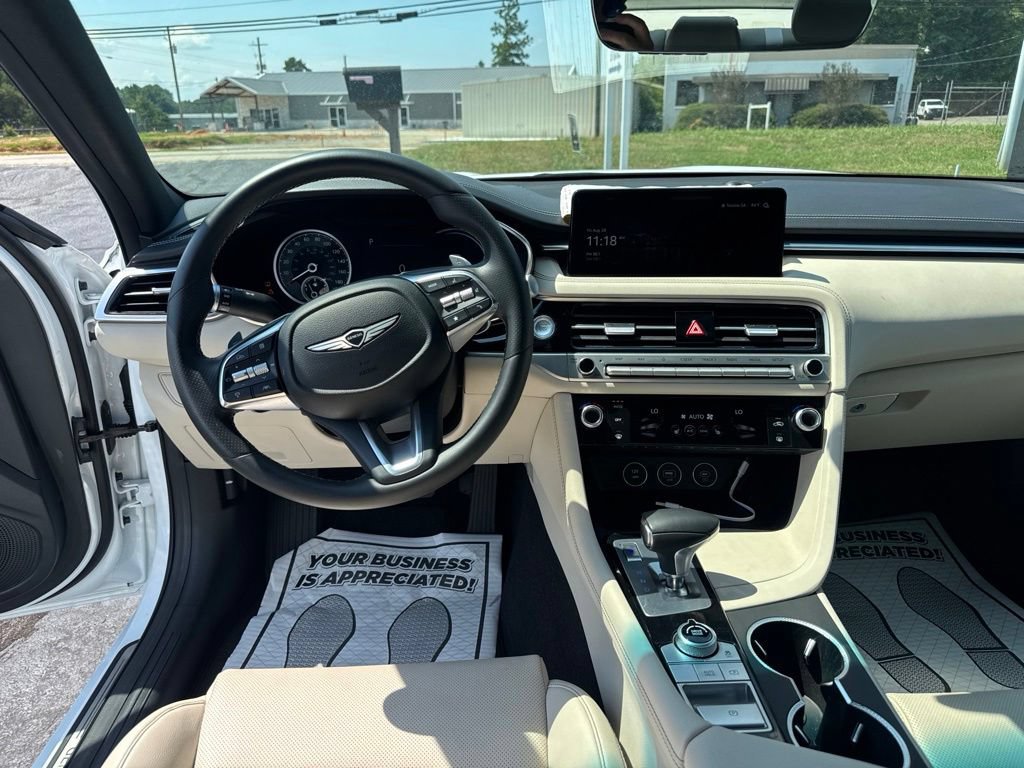 Used 2026 Genesis G70 2.5T RWD image 3
