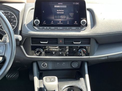 Used 2023 Nissan Rogue S FWD image 20