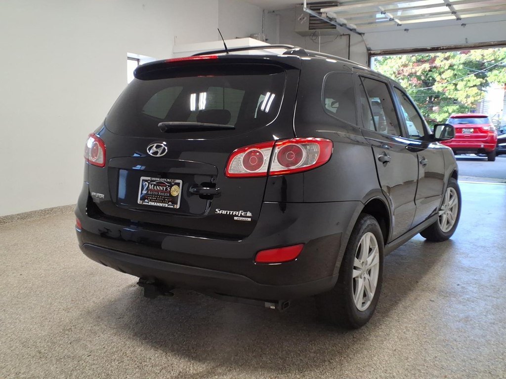 Used 2010 Hyundai Santa Fe AWD SE image 4