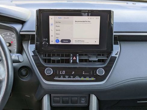 Used 2024 Toyota Corolla Cross LE w/ Moonroof Package image 18