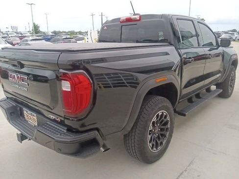 Used 2026 GMC Canyon AT4 w/ AT4 Premium Package AWD/4WD image 3