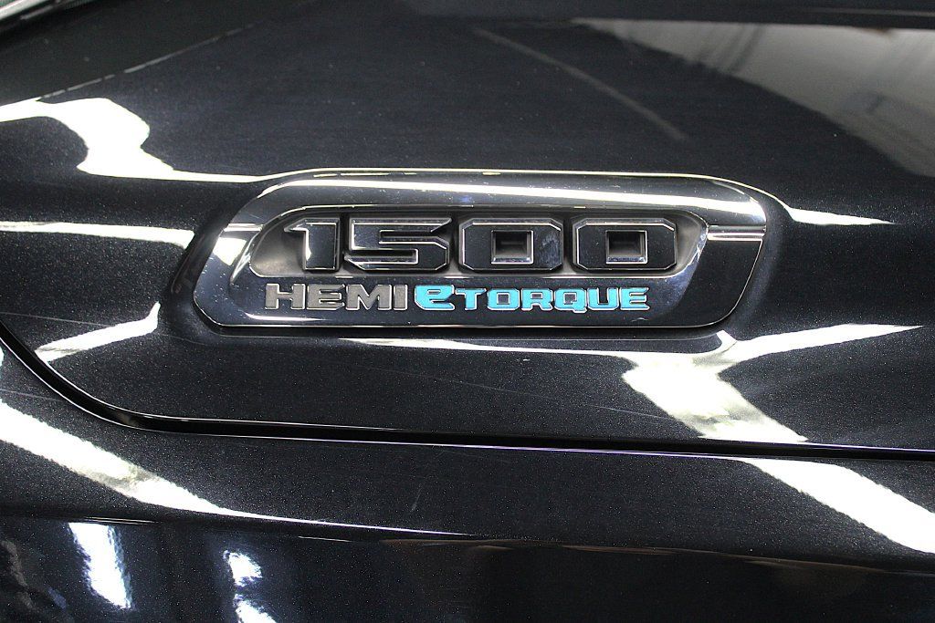 Used 2021 RAM 1500 Big Horn AWD/4WD image 39