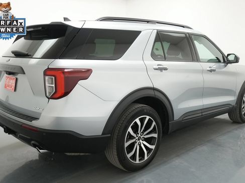 Used 2023 Ford Explorer ST-Line w/ Class IV Trailer Tow Package AWD/4WD image 8