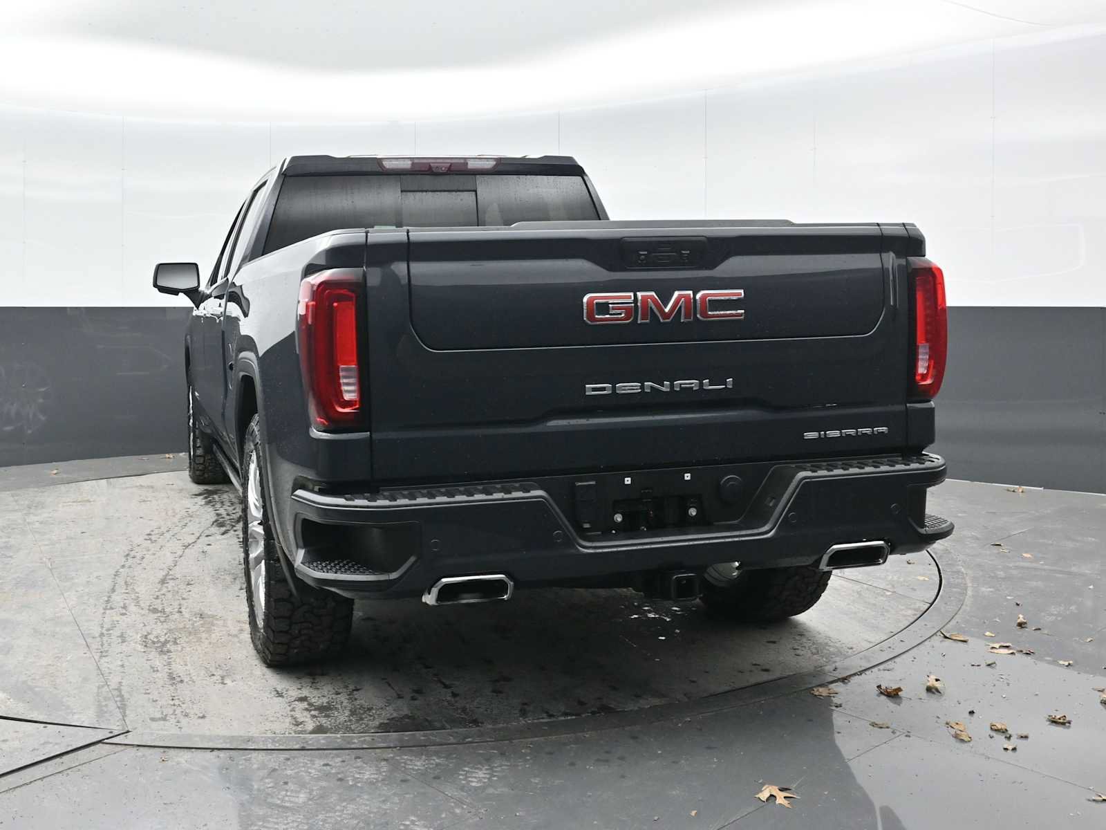 Used 2021 GMC Sierra 1500 Denali w/ Denali Ultimate Package AWD/4WD image 3