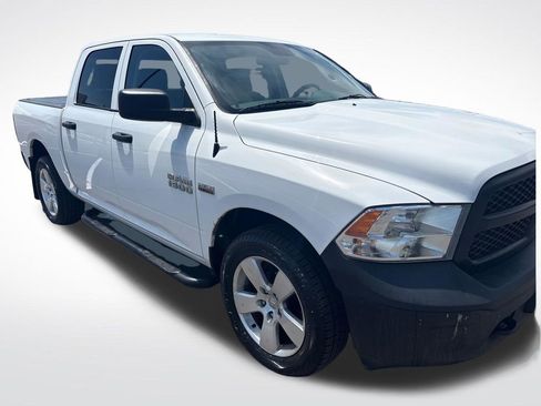 Used 2018 RAM 1500 ST w/ Protection Group AWD/4WD image 7