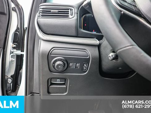 Used 2024 Jeep Wagoneer L Series II w/ Flexible Seating Group image 30