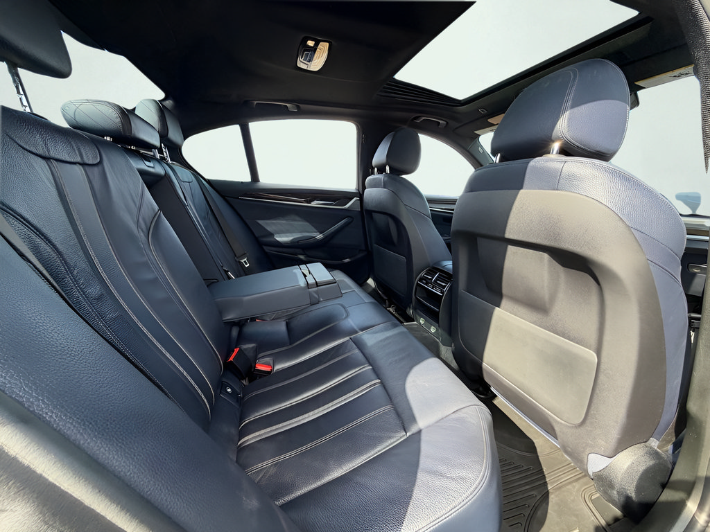 Used 2017 BMW 540i RWD image 25