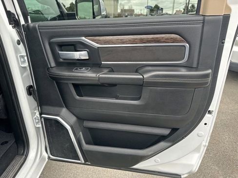 Used 2020 RAM 3500 Laramie AWD/4WD image 13