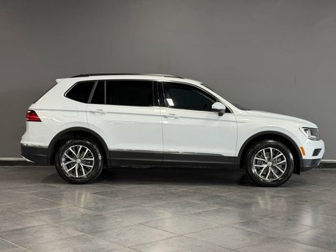 Used 2018 Volkswagen Tiguan SE image 4