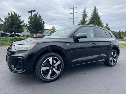 Used 2023 Audi Q5 2.0T Premium Plus w/ Premium Plus Package AWD/4WD image 5