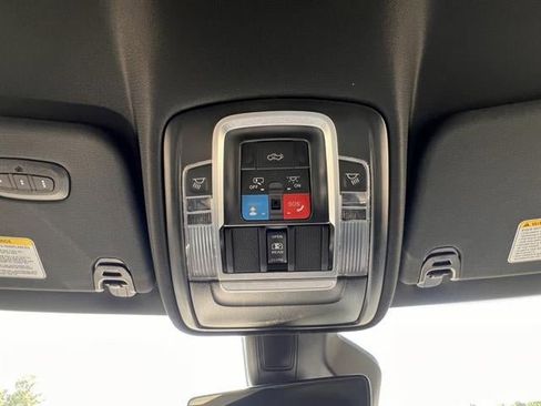 New 2025 RAM 1500 Laramie AWD/4WD image 35