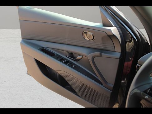 New 2025 Hyundai Elantra Sport w/ Cargo Package image 16