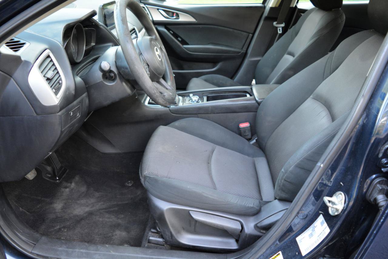 Used 2017 MAZDA MAZDA3 Sport FWD image 12