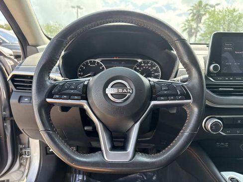 Certified 2023 Nissan Altima 2.5 SR FWD image 27